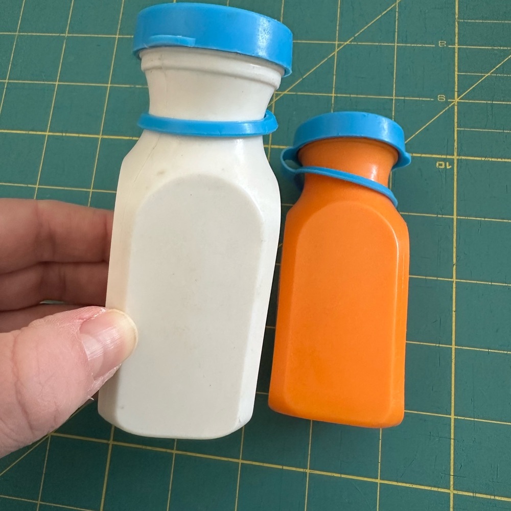 Vintage fisher price milk bottles - Picture 2 of 2
